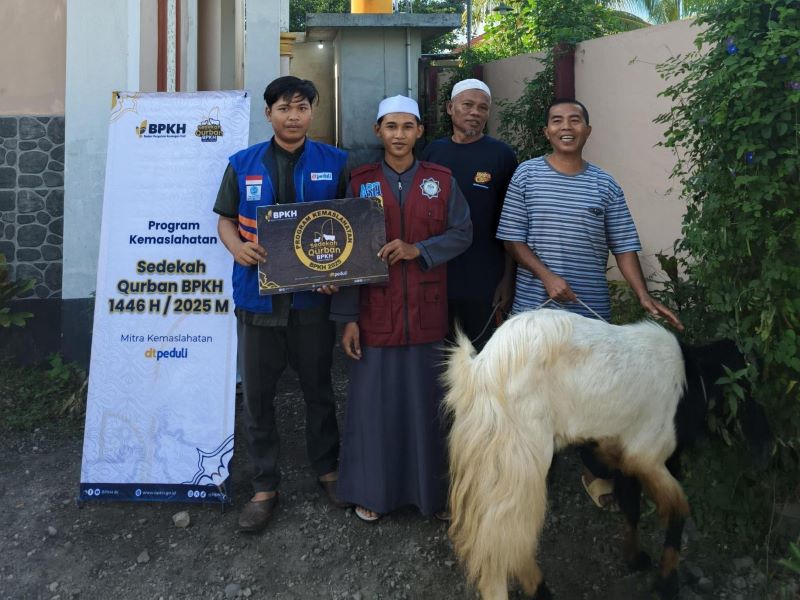 Sinergi Kebaikan Iduladha, BPKH Gandeng DT Peduli Salurkan Hewan Qurban di Yayasan Hamzanwadi dan Ponpes Ashabul Quran