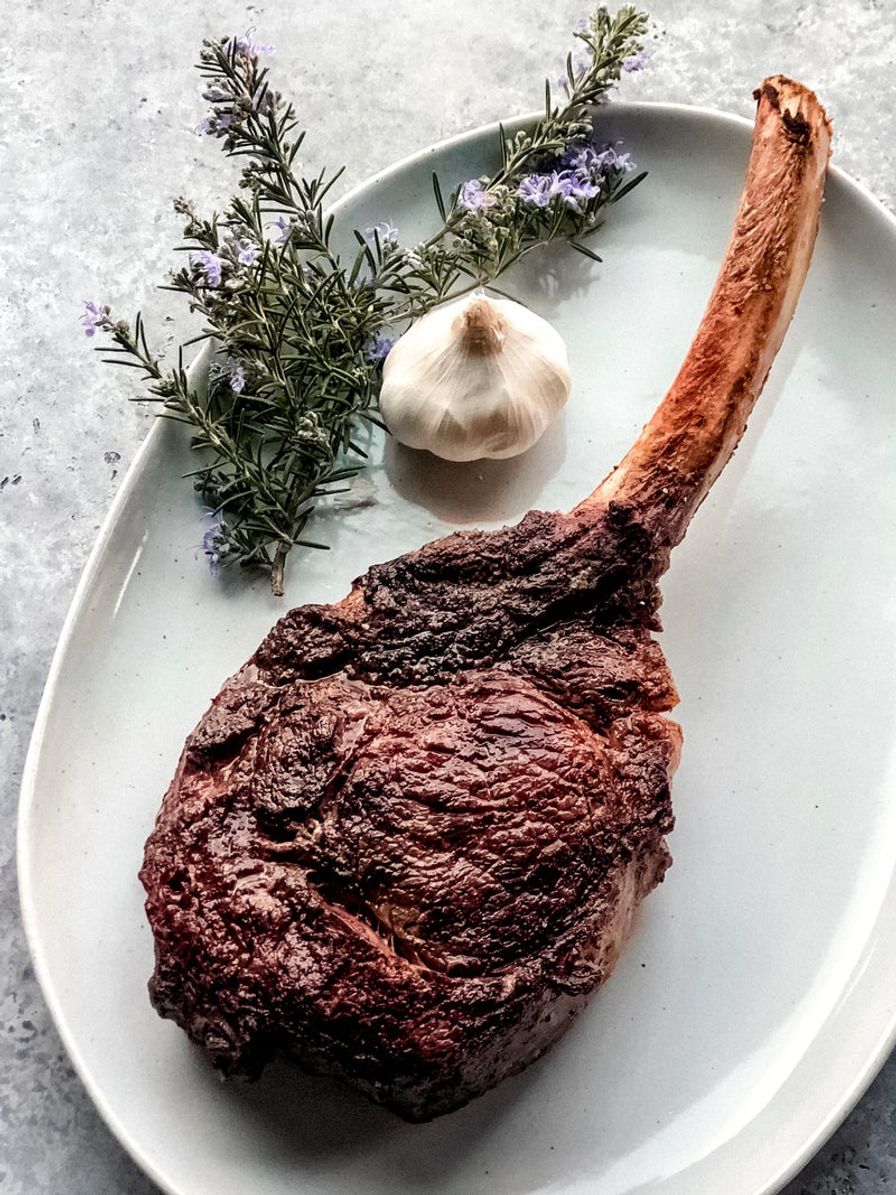 Tomahawk Steak