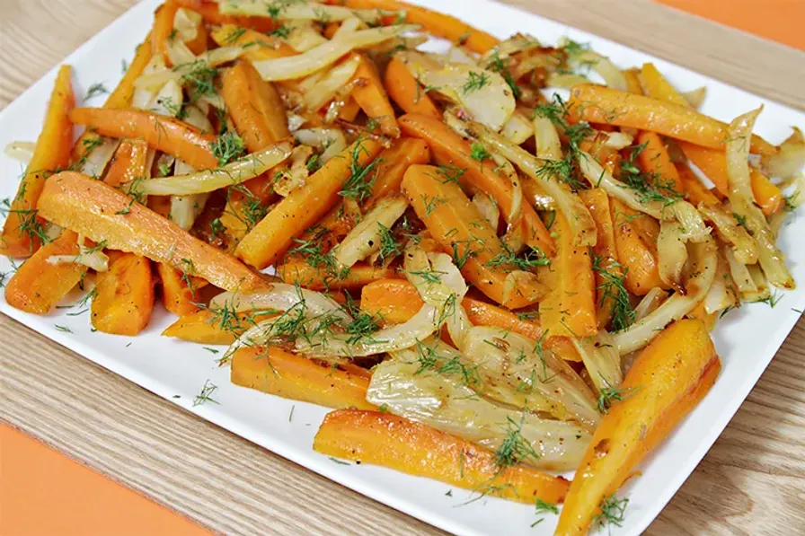 Glazed Carrots with Fennel 