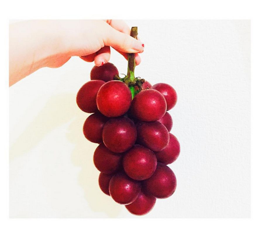 Grape - Premium Ruby Roman (≈600gm)