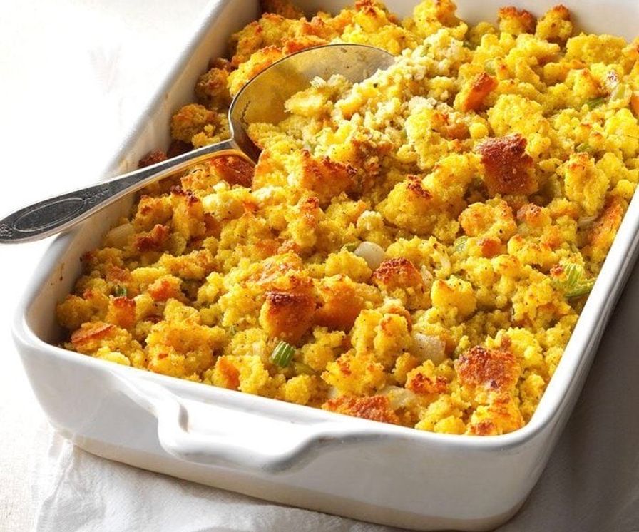 Classic Corn Bread Stuffing