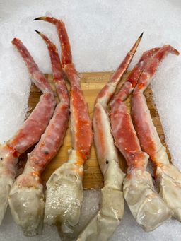 Frozen Alaskan King Crab  (typically 1 giant leg  or claw per pound)