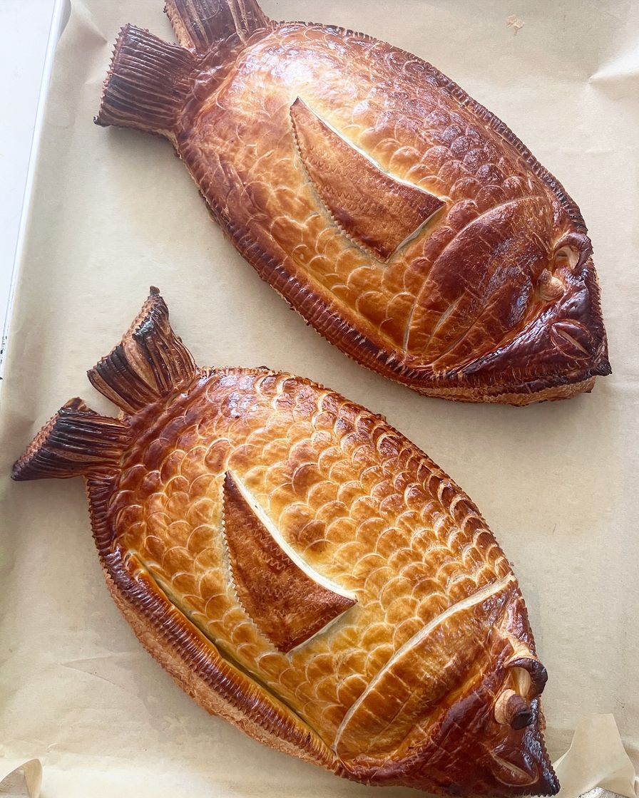 Salmon en Croute (10 portions)