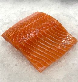 Salmon portions, Skin Off