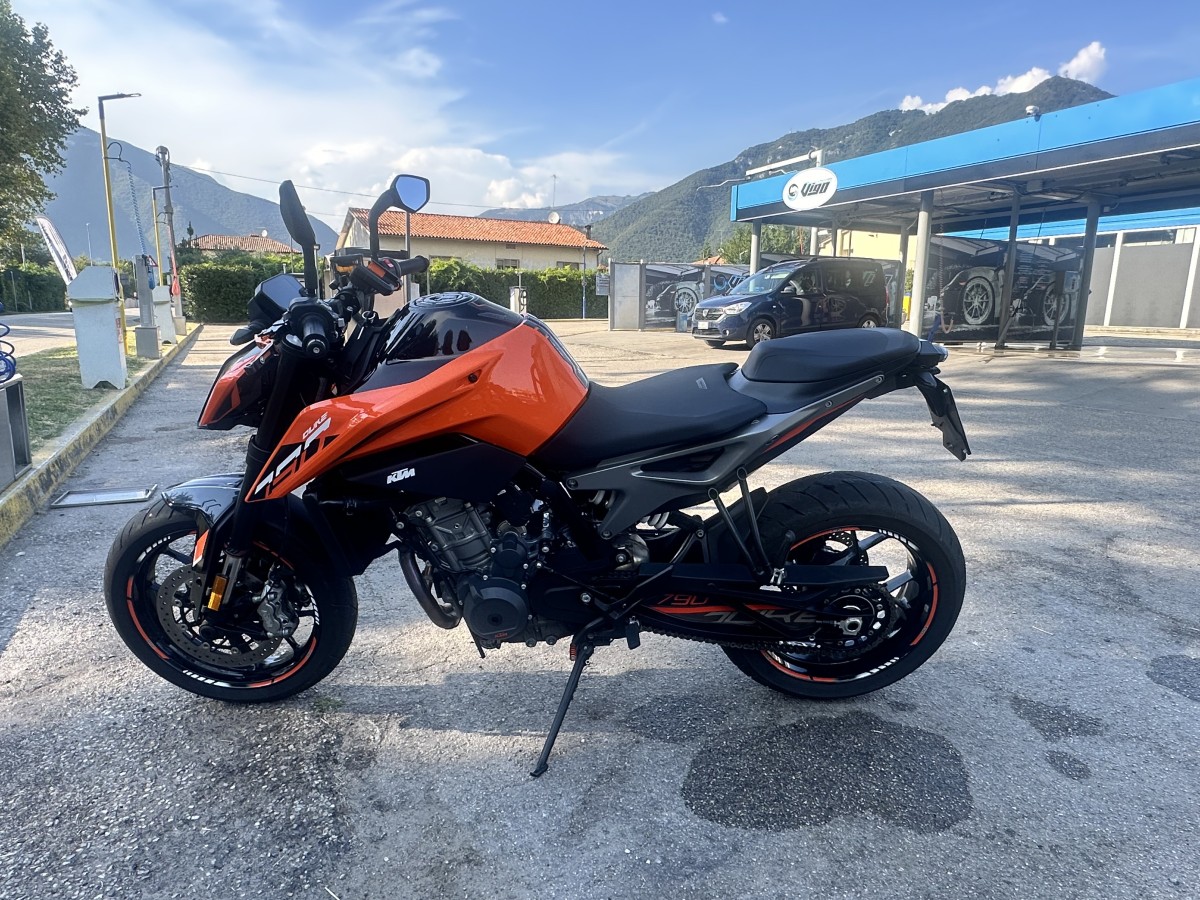 KTM 790 Duke