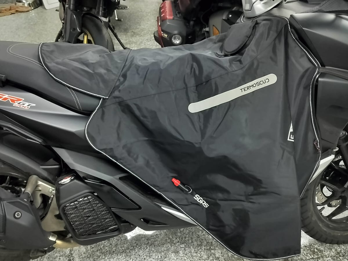 Aprilia SR GT 200