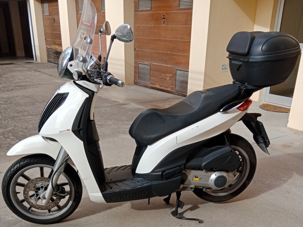 Piaggio Carnaby 300 Cruiser