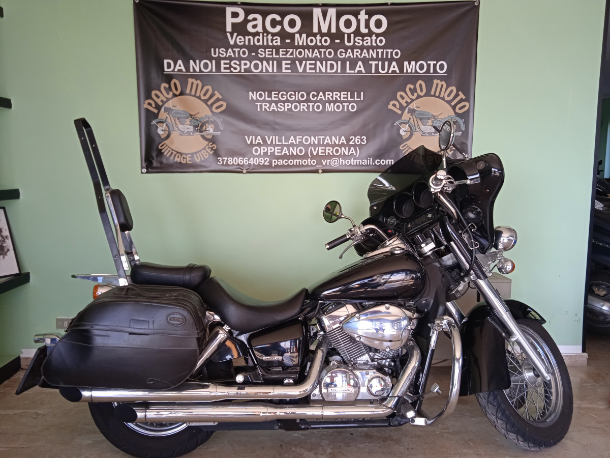 Honda VT 750 Black Widow