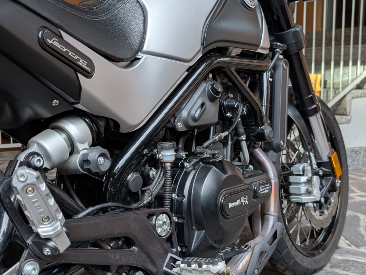 Benelli Leoncino 500 Trail