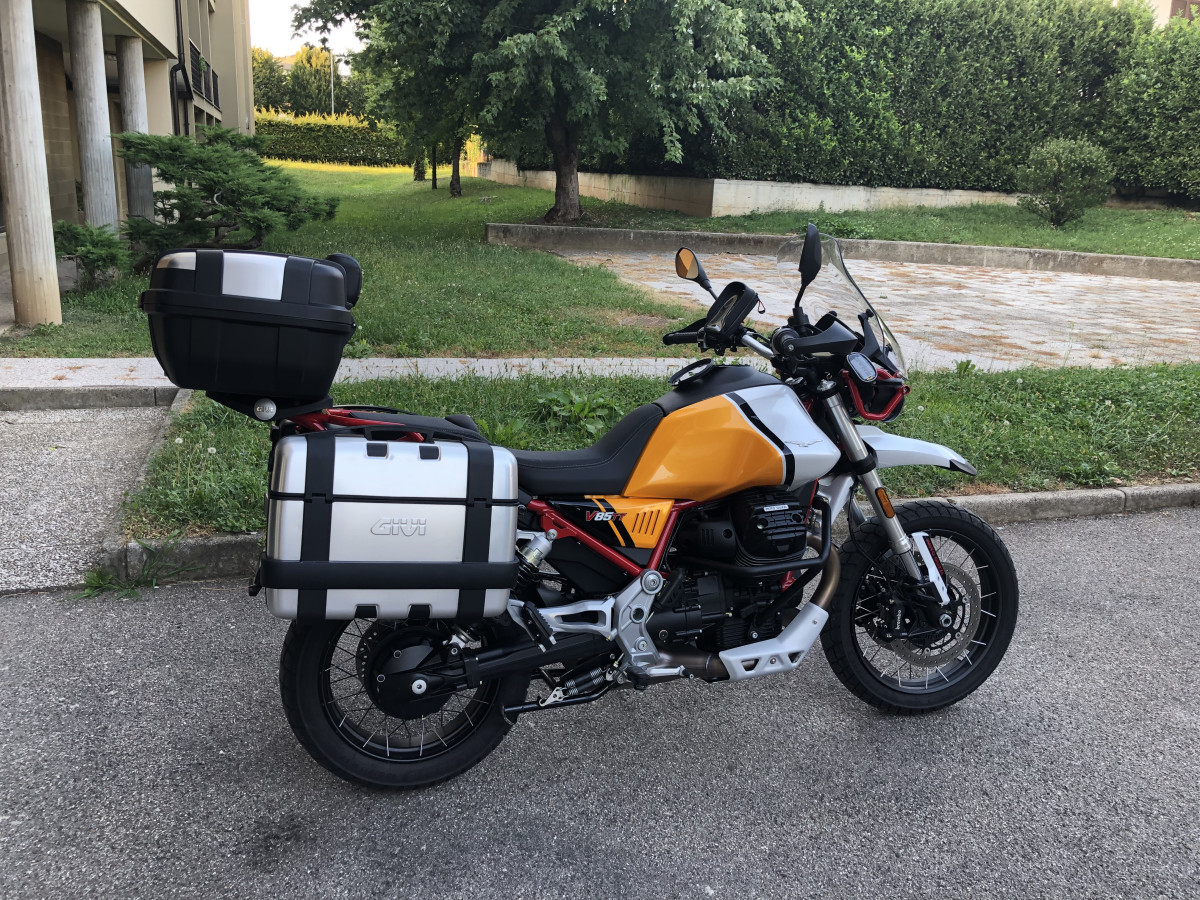 Moto Guzzi V85 TT