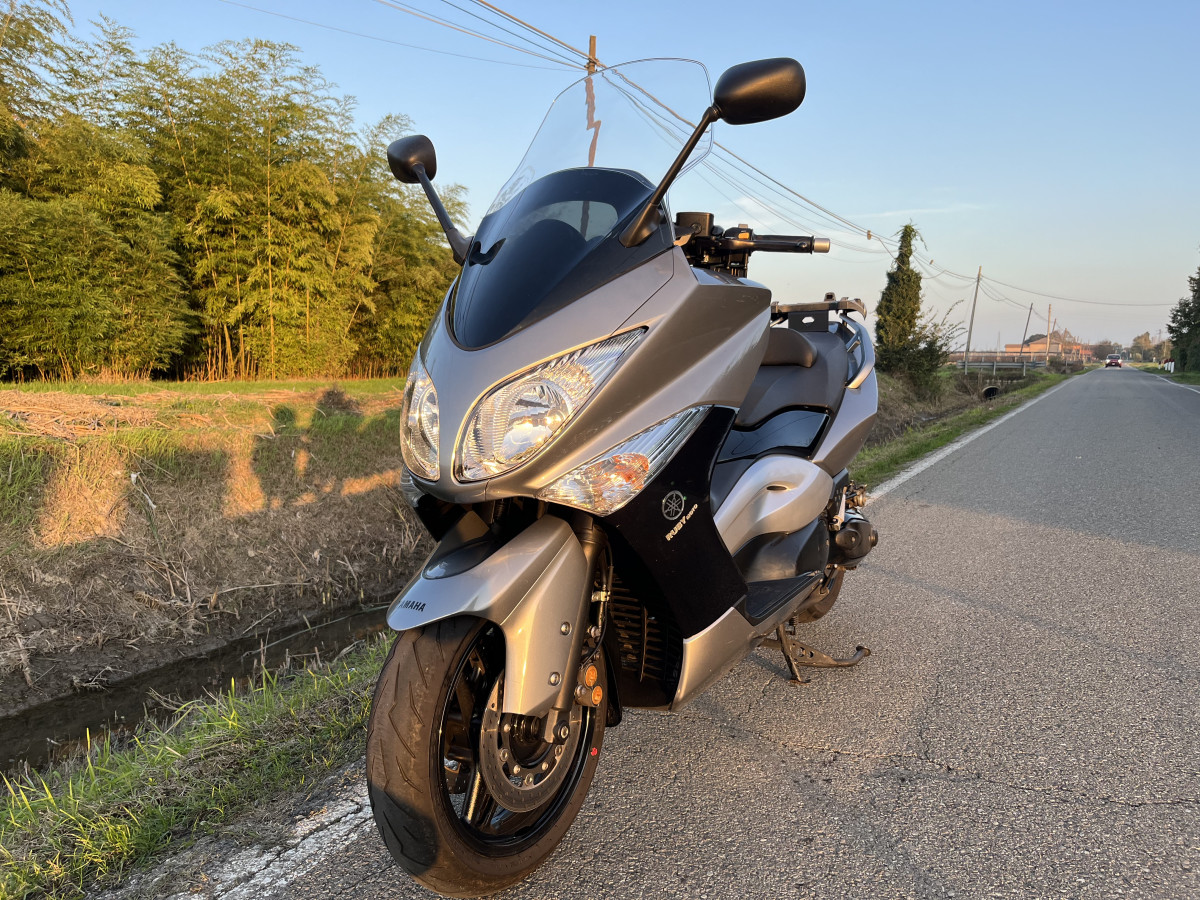 Yamaha T Max