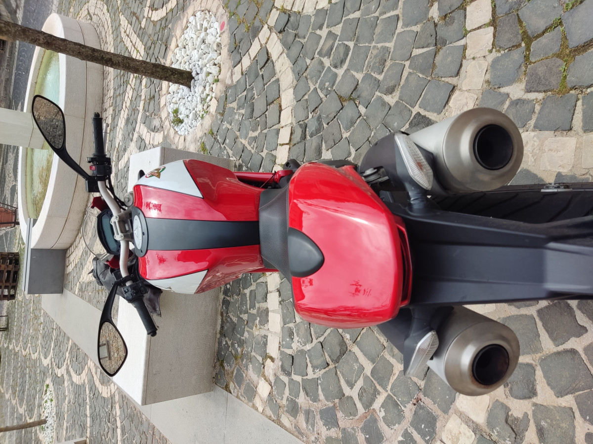 Ducati Monster 796