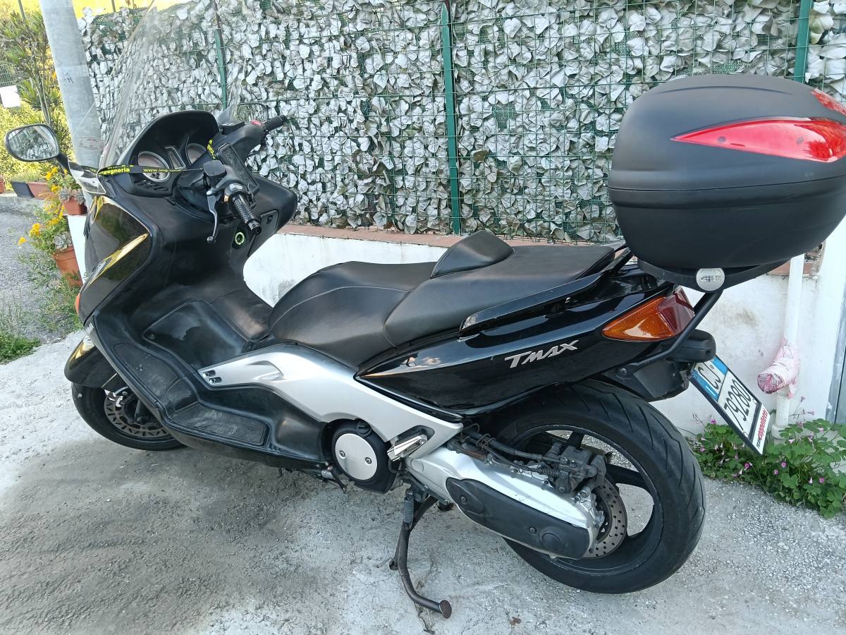 Yamaha T Max