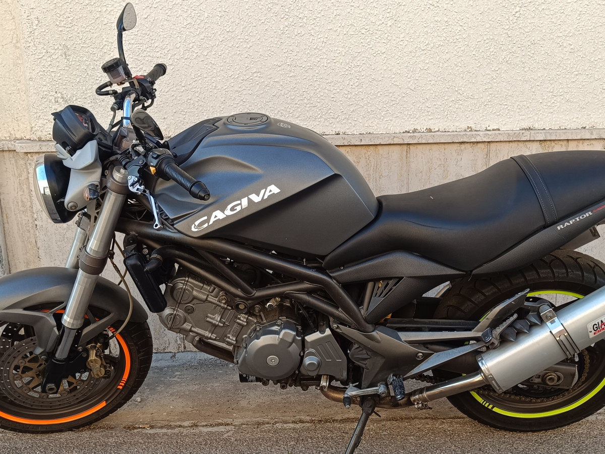 Cagiva Raptor 650