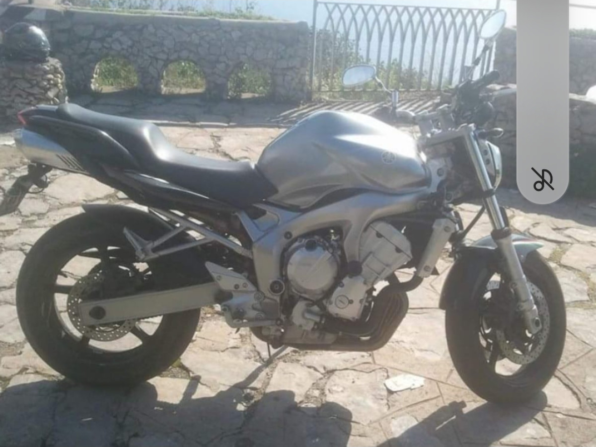 Yamaha FZ6