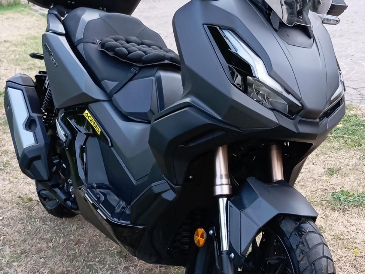 Honda ADV 350