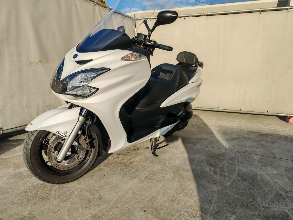 Yamaha Majesty 250
