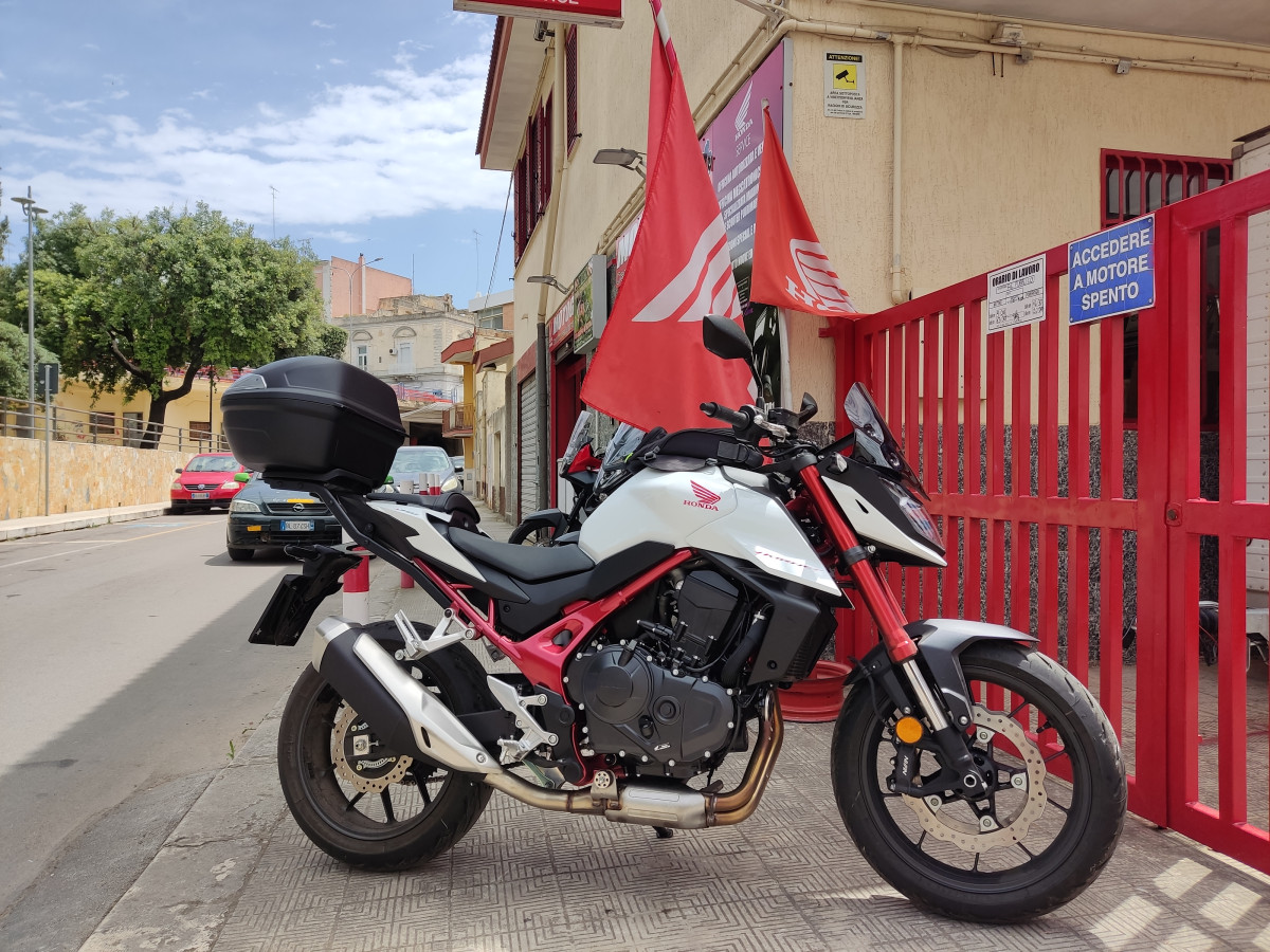 Honda Hornet 750