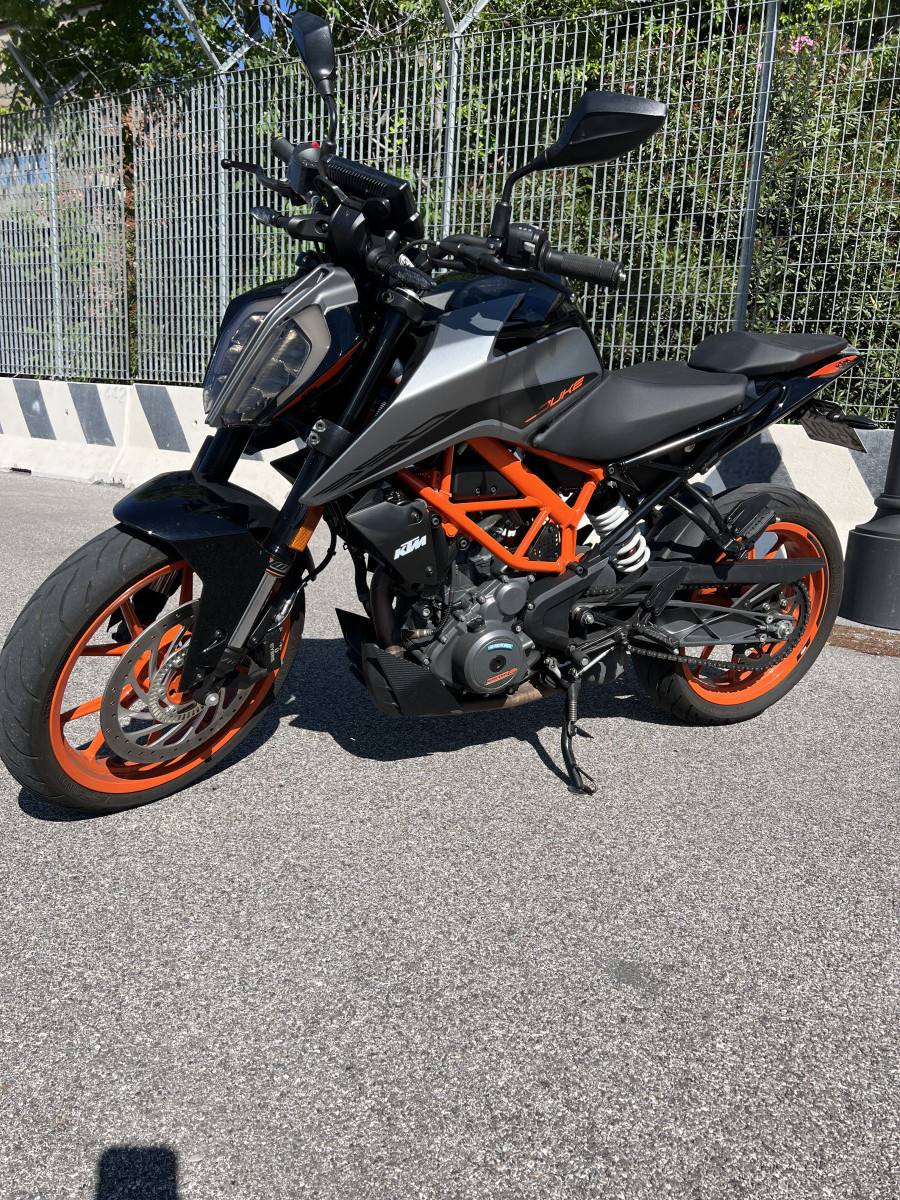 KTM 390 Duke ABS