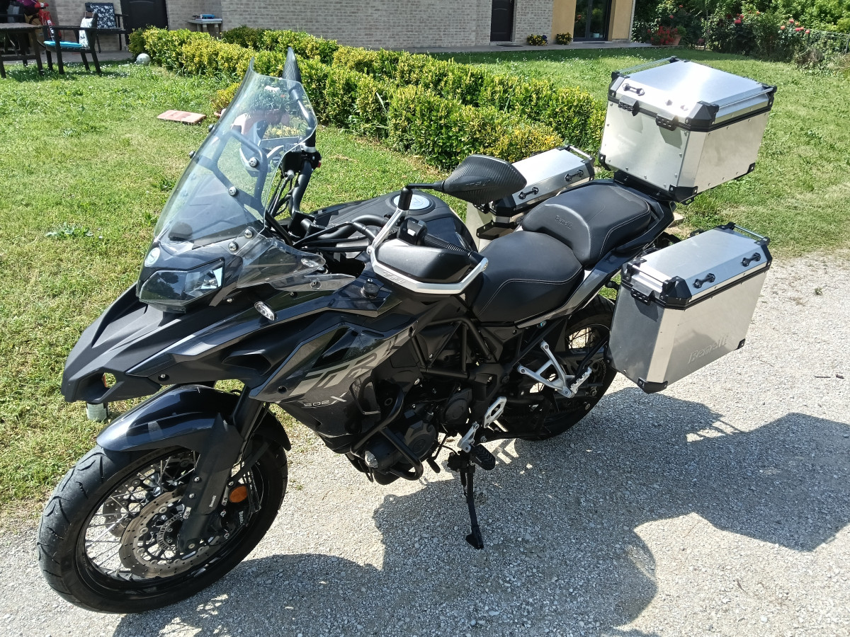 Benelli TRK 502 X