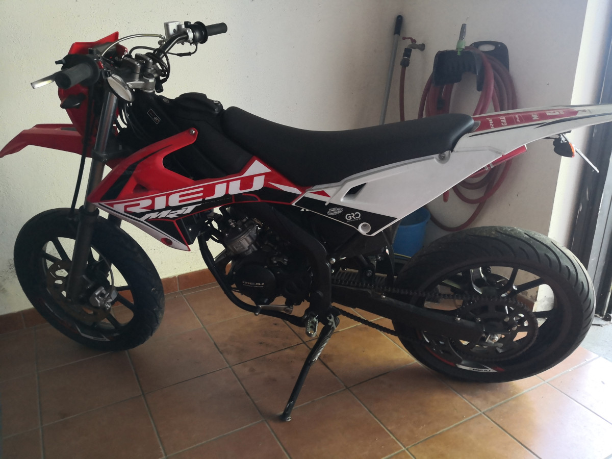 Rieju MRT 50 Motard Rieju MRT 50 Motard