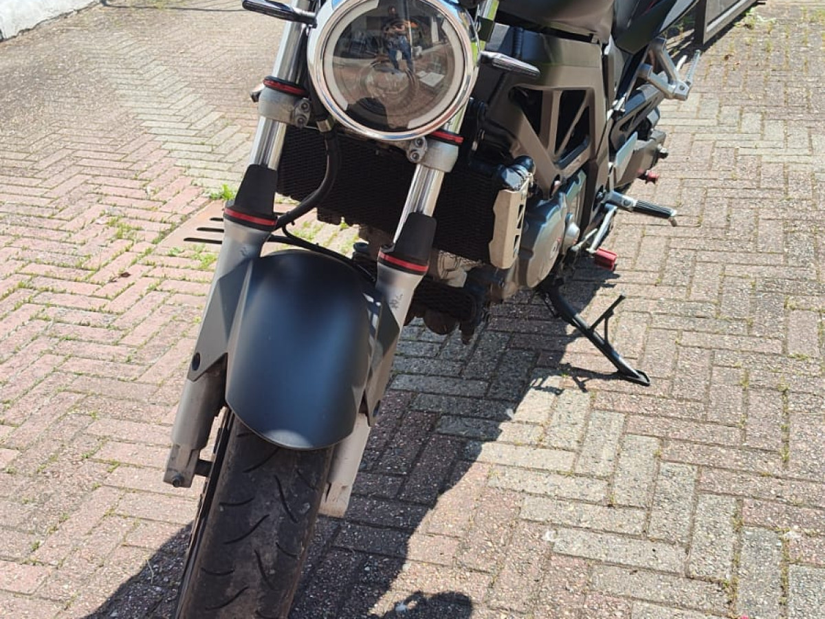 Suzuki SV 650