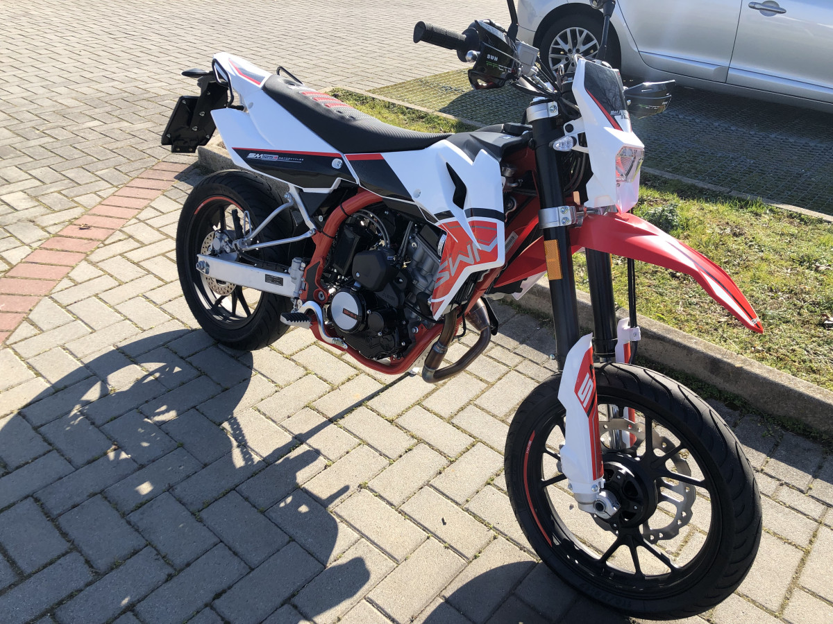 SWM SM 125 R ABS
