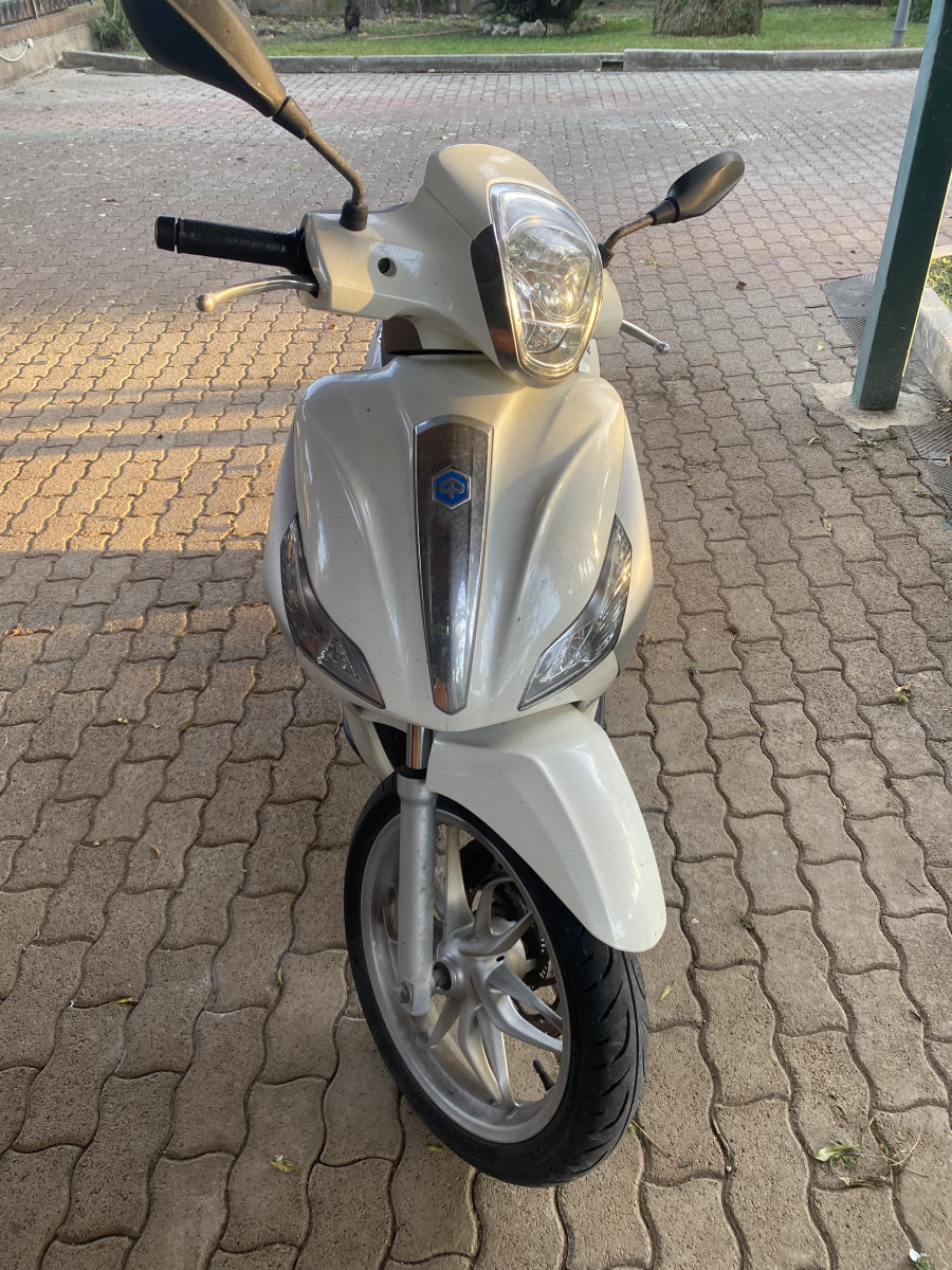 Annuncio Moto Piaggio Medley 150 S ABS a Latina – Usato Dueruote
