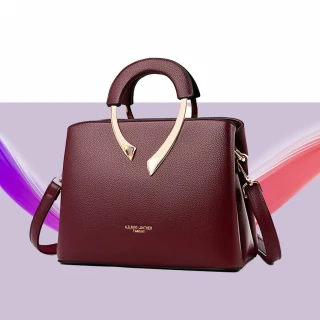 Hand Bags & Clutches