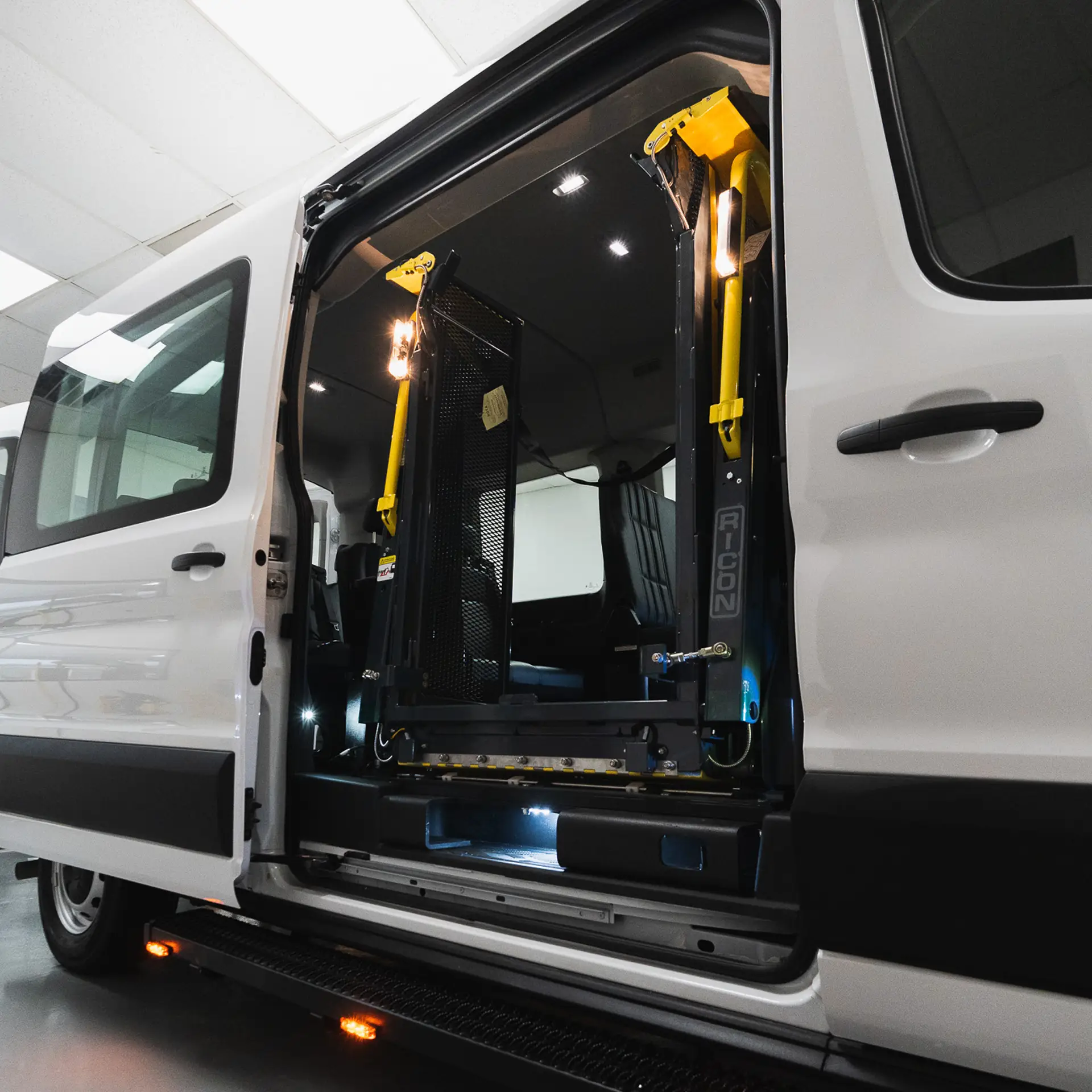 VanAbility Feature - Heavy Duty Wheelchair Lift