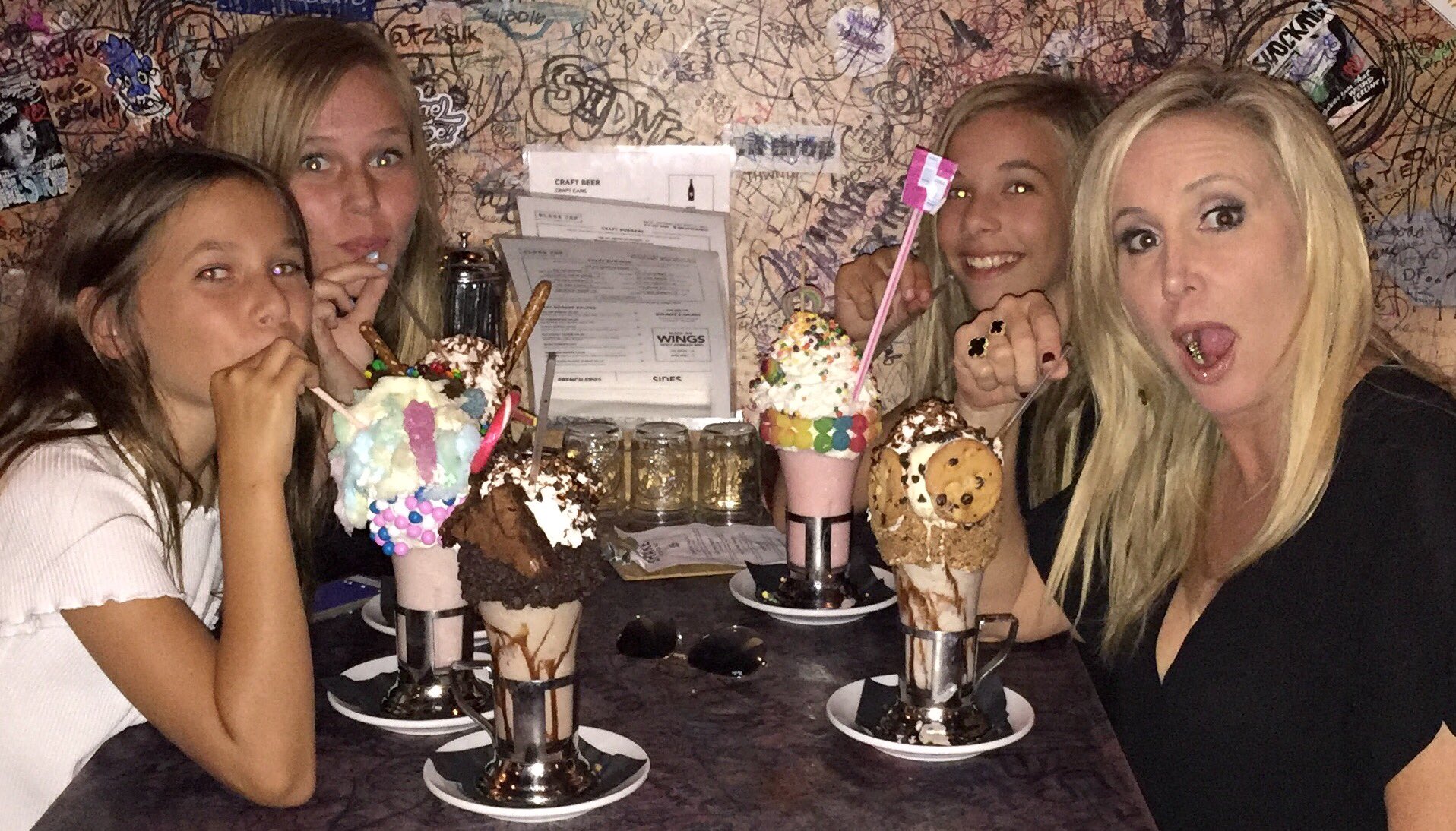 Shannon Beador enjoys sundaes with her daughters.