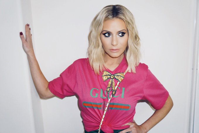 Dorit Kemsley wears a Gucci T-shirt.