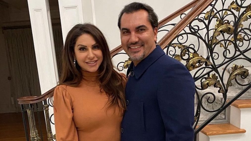 Jennifer Aydin smiles in a tan top alongside husband Bill.