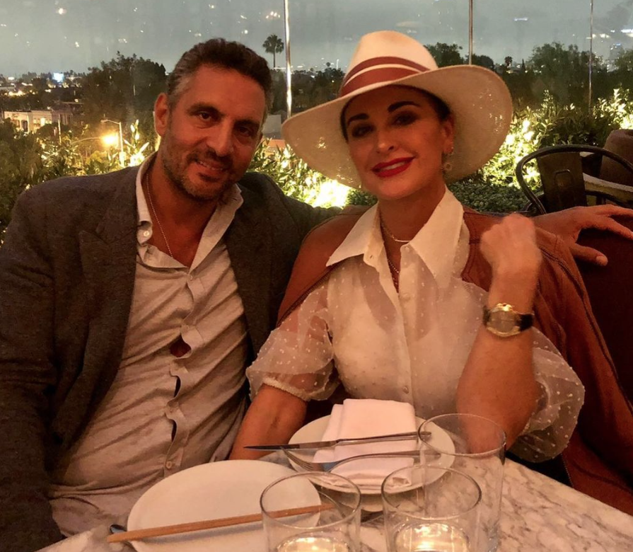 Mauricio Umansky enjoy date night.