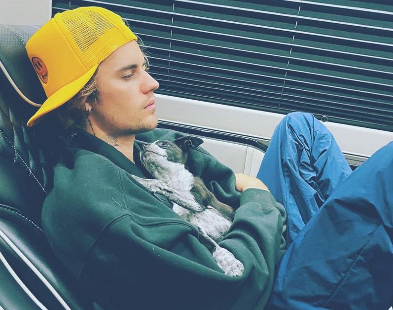 Justin Bieber with yellow hat