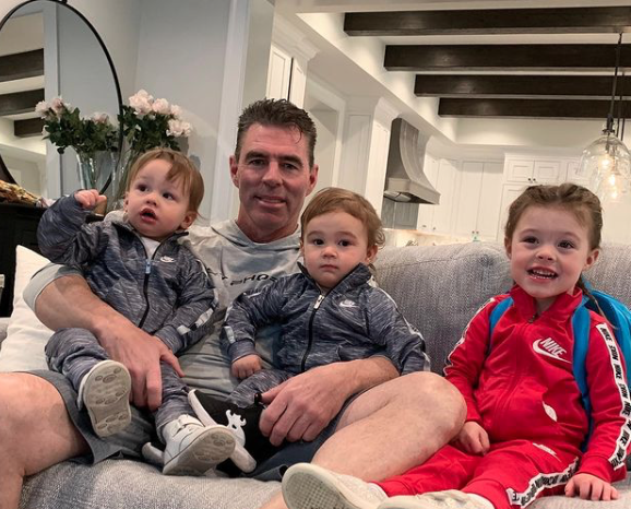 Jim Edmonds spends time with his kids at home in St. Louis.