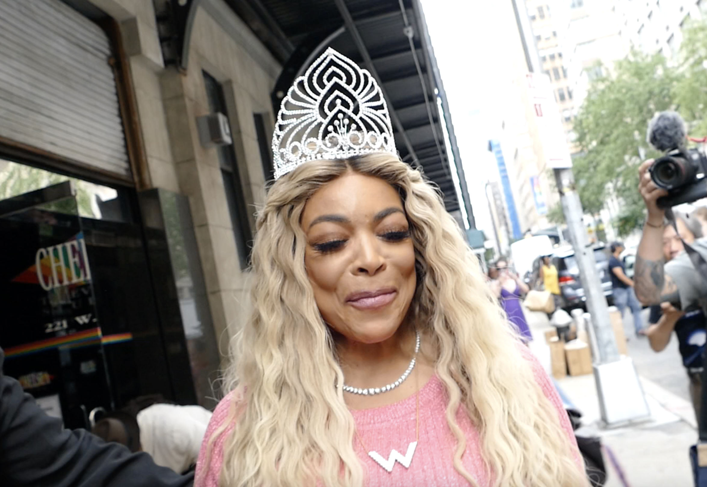 Wendy Williams wearing an adorable silver tiara with a baby pink dress and a gorgeous smile to match.