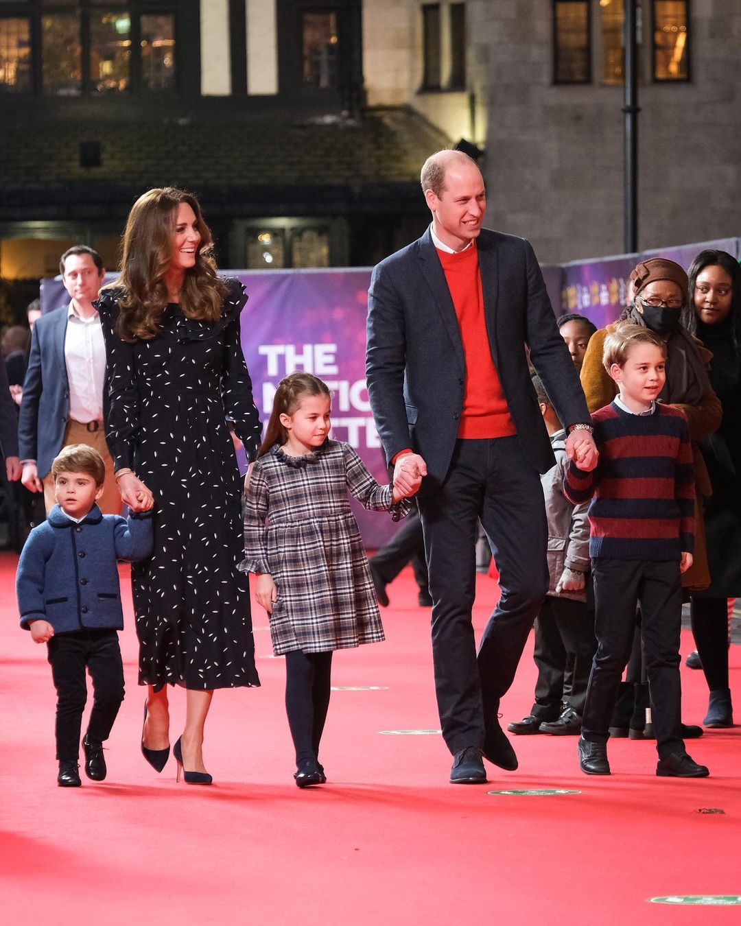 A beautiful photo showing the Duke and Duchess of Cambridge and their gorgeous kids gracing a red carpet event.