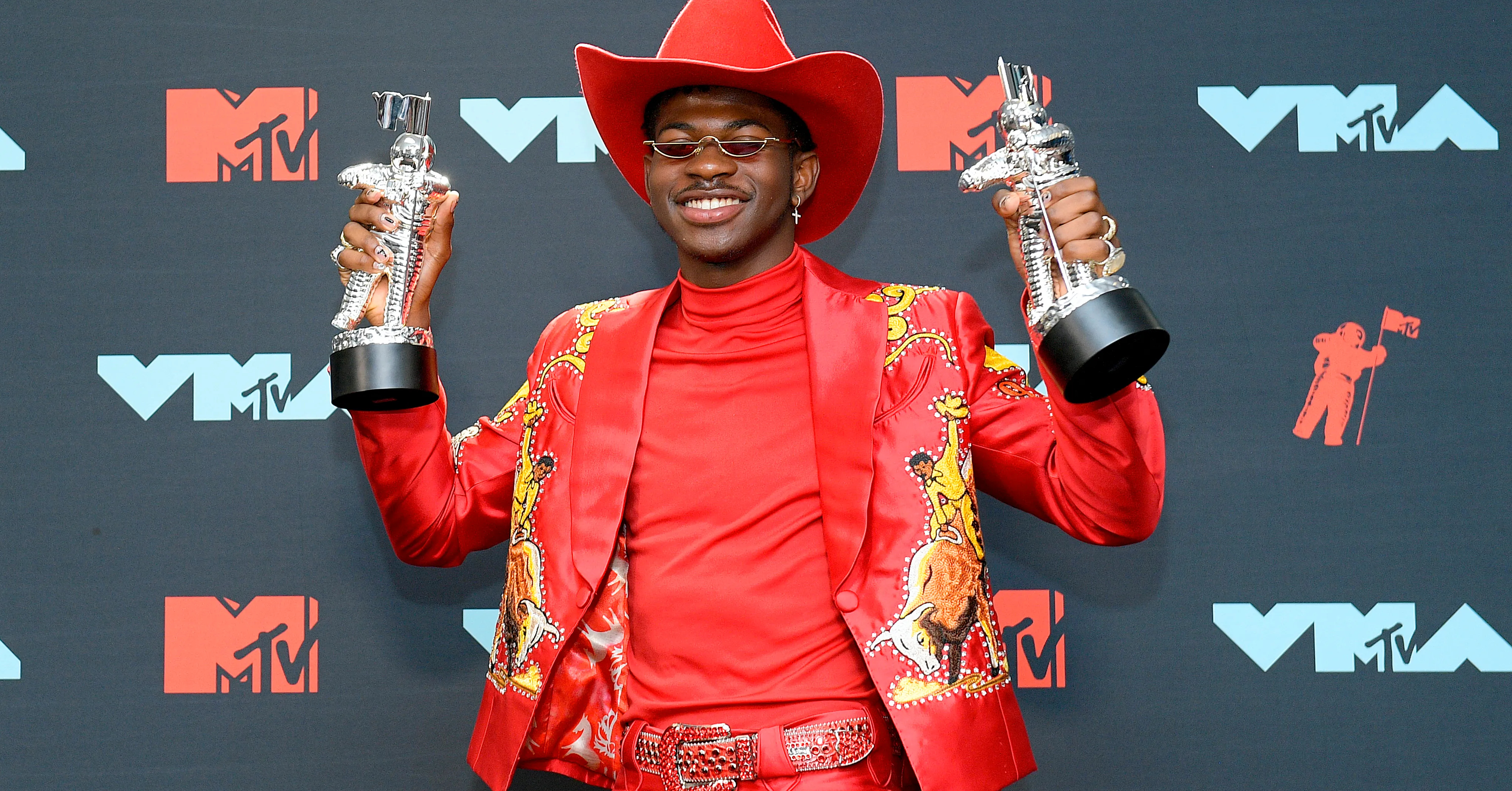 Lil Nas X Doesn T Have Time For Haters Unbothered By Internet Trolls Mad That He S Gay - lil nas x panini roblox id code