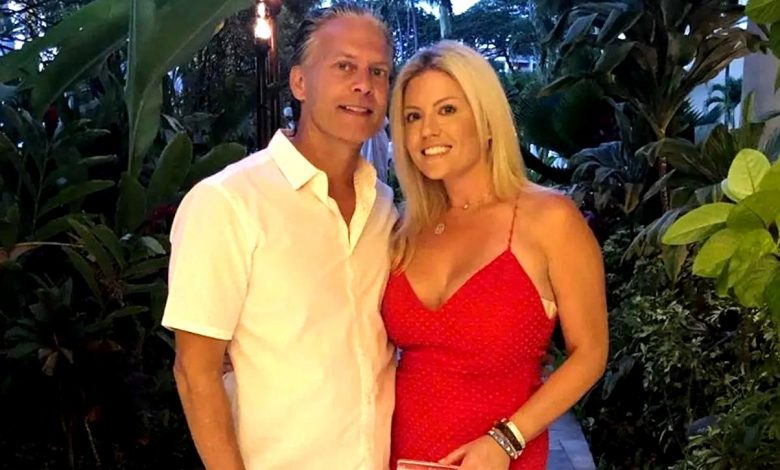 Lesley Cook wears a red dress with David Beador in a white shirt.