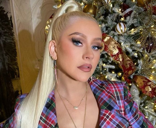 Christina Aguilera takes on turning 40