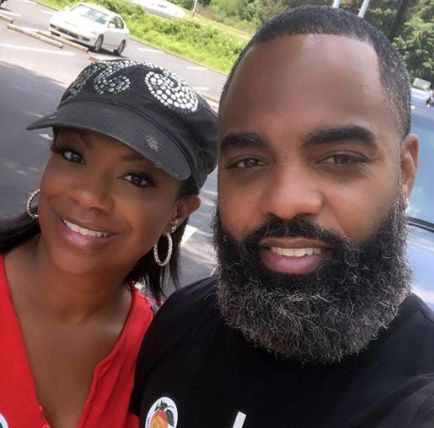 Kandi Burruss and Todd Tucker take a selfie.