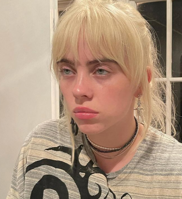 Billie Eilish debuted blonde for 22 million IG likes