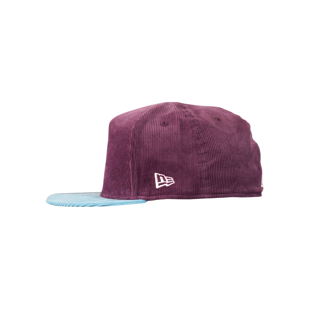 Gorra morado/azul plana