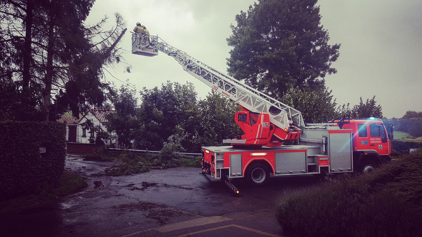 DEMANDE D’INTERVENTION DES POMPIERS LORS D’UNE TEMPÊTE OU D’UNE INONDATION OU D’AUTRES INTERVENTIONS NON URGENTES