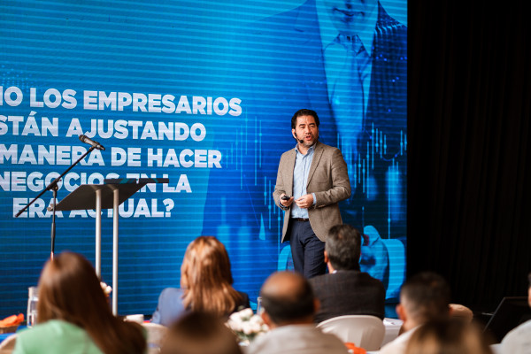 Luis Revolorio