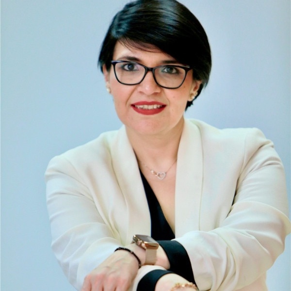 Claudia Cifuentes
