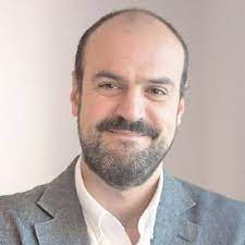 Juan Arza (MBA 00)