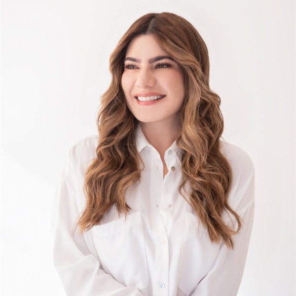 Lorena León