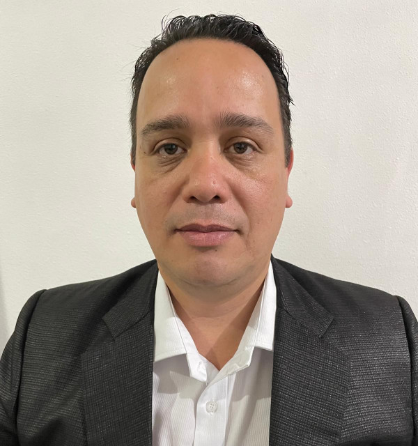 Guillermo Recinos